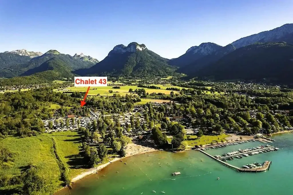Chalet Au Bord Du Lac D'Annecy Doussard France